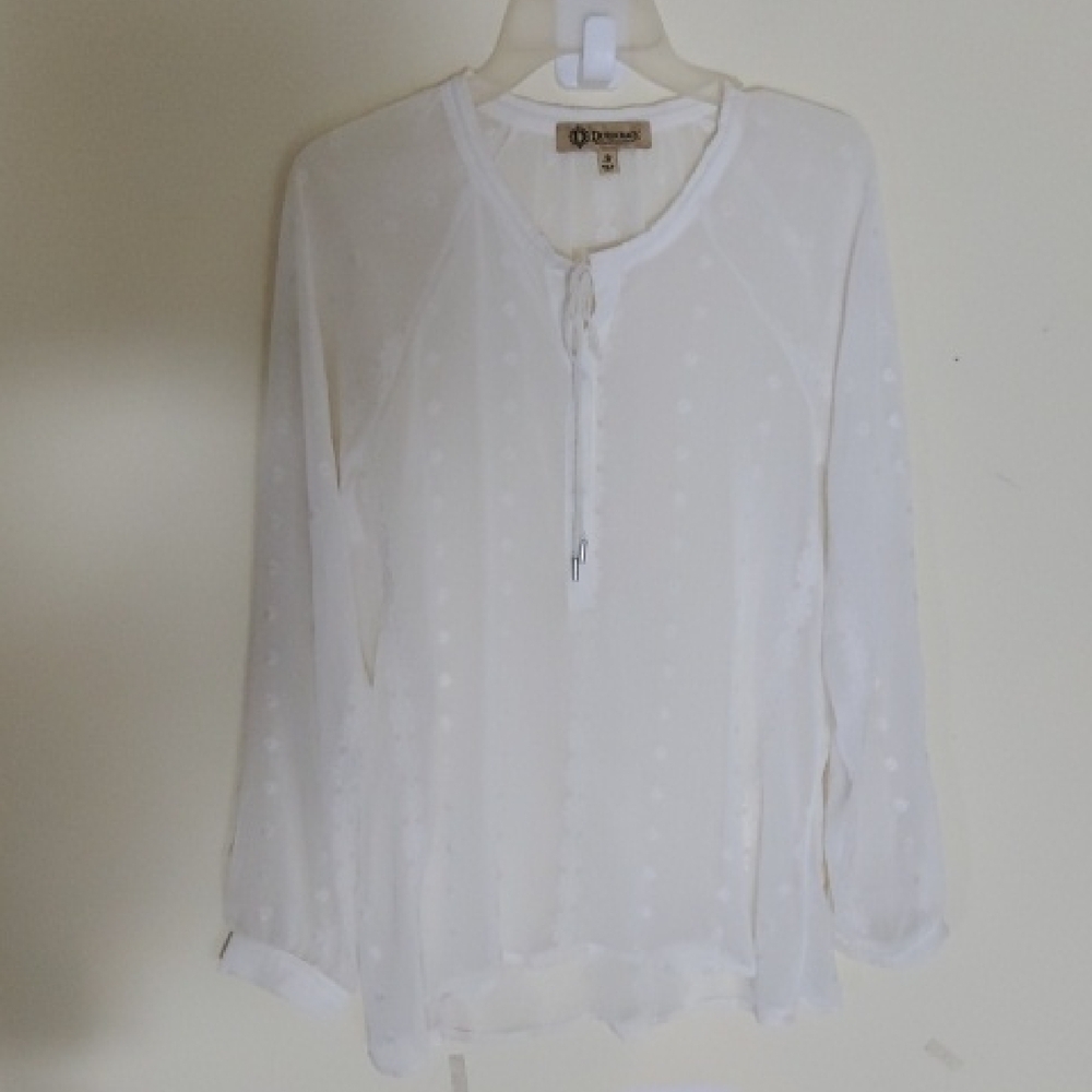 Democracy The Freedom Generation White Sheer Blouse Size M